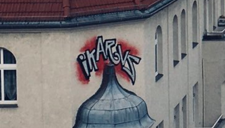 Zoomed in image of the graffiti